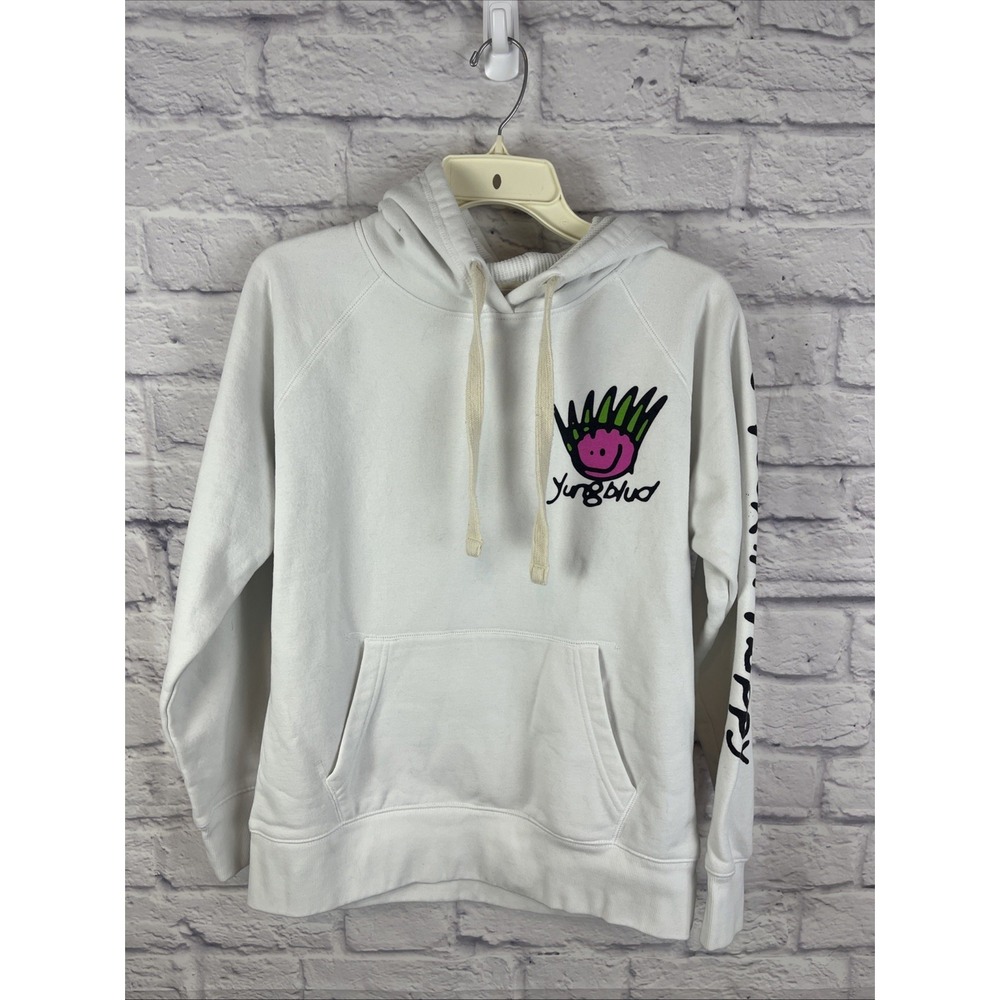 Yungblood Be Happy Face White Pullover  Cozy Hoodie Loungewear Punk  Size Large